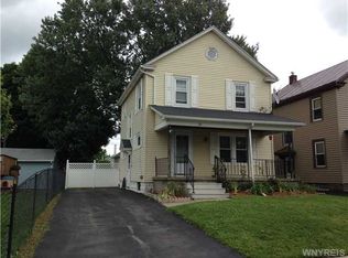 28 Bewley Pkwy, Lockport, NY
