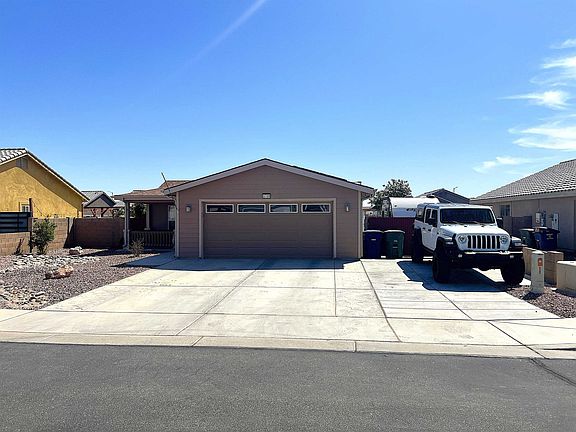 3rd image of 8709 E 34th Ln