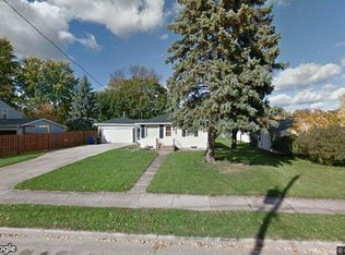1710 E Pauline St, Appleton, WI 54911