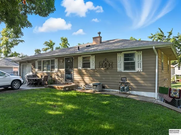 7518 Blondo St, Omaha, NE 68134