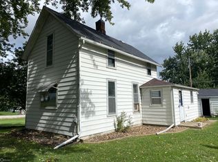 406 N Main St, New Sharon, IA 50207