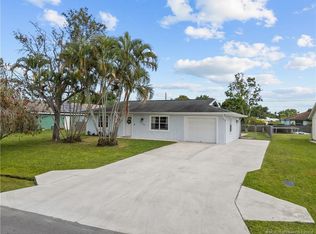 2129 SE Holland St, Port Saint Lucie, FL 34952