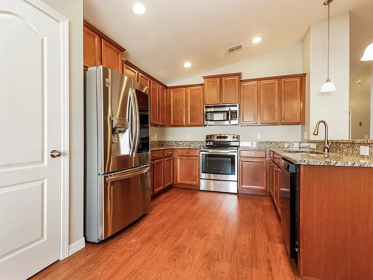 18408 Waydale Loop — Photo 7