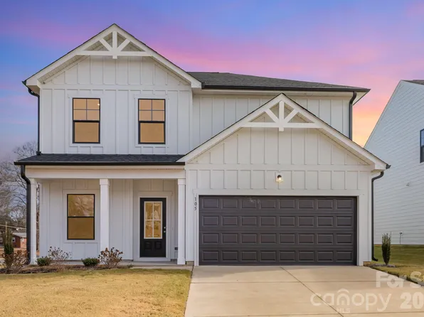 105 Silverwood Ct, Mooresville, NC 28115