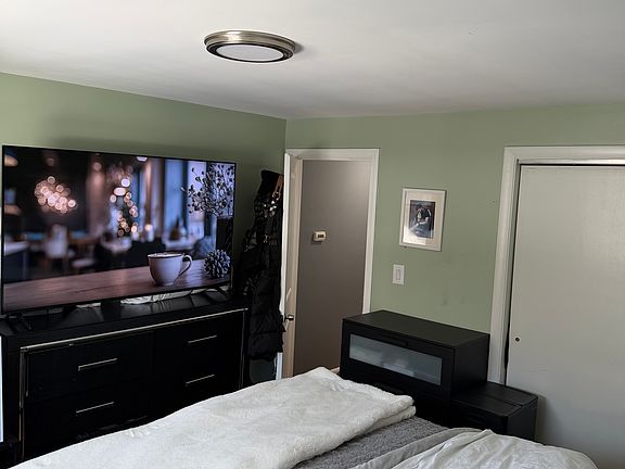 5th image of 10-12 Linwood Ave #10