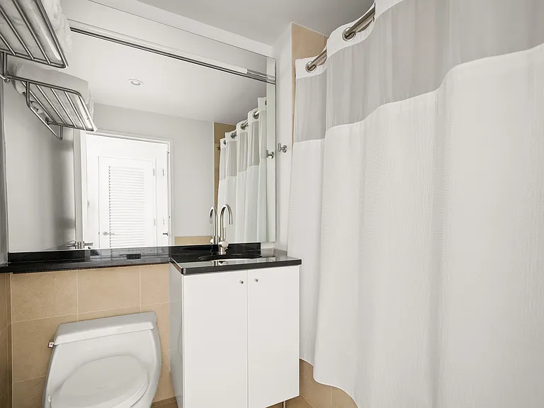 60 E 55th St #19C — Photo 4