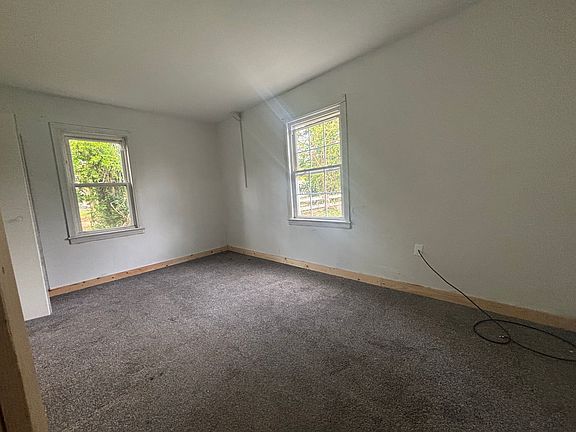 3rd image of 417 S Kenmore Dr