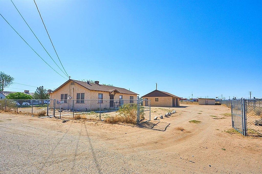11611 Lee Ave, Adelanto, CA 92301 Zillow