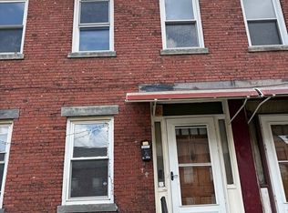 46 N Canal St, Holyoke, MA 01040
