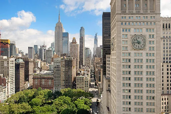 Sold by Compass | media 5