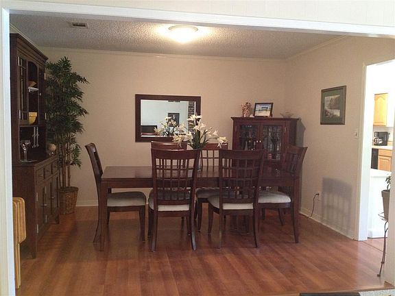 3rd image of 506 Dracena Way