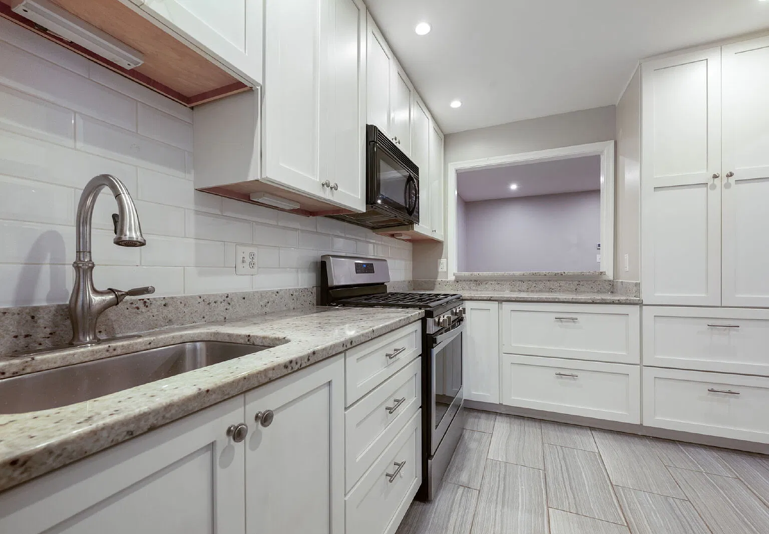 2 bed, 1.0 bath, 1242 sqft, $2,395 — Photo 4