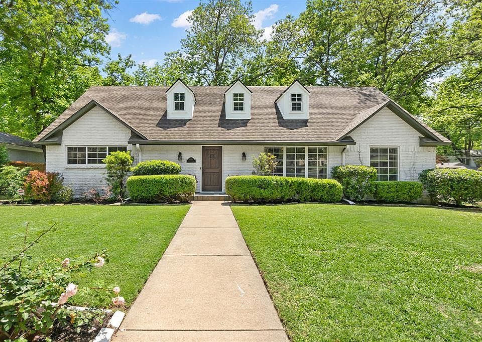 1st image of 9706 Estate Ln