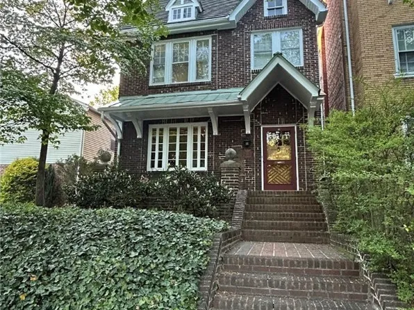222 S Arthur Ashe Blvd, Richmond, VA 23220