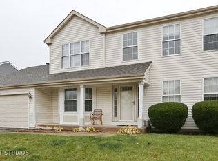 1272 Rose Ave, Carol Stream, IL 60188