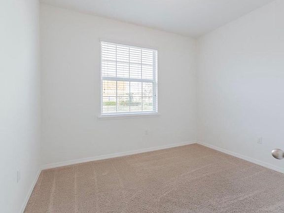 3rd image of 702 Wiltonway Dr