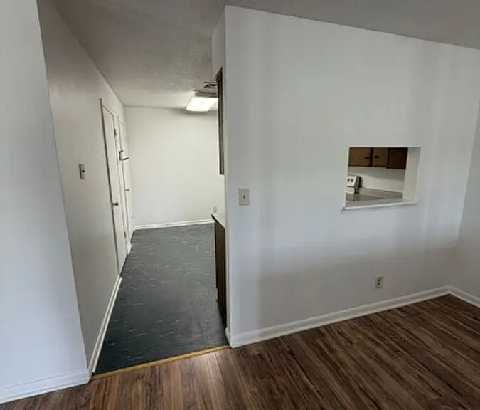 2113 Ottawa St #204C — Photo 10