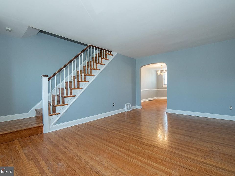 2275 S Harwood Ave Upper Darby PA Zillow
