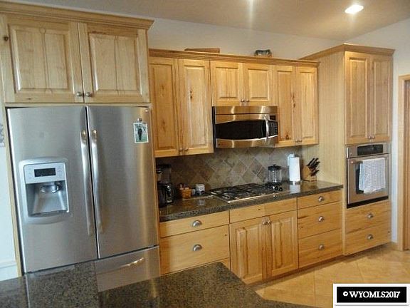 3rd image of 2040 E Teton Blvd