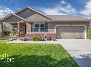 5019 W Greenstreak Dr, Riverton, UT 84096
