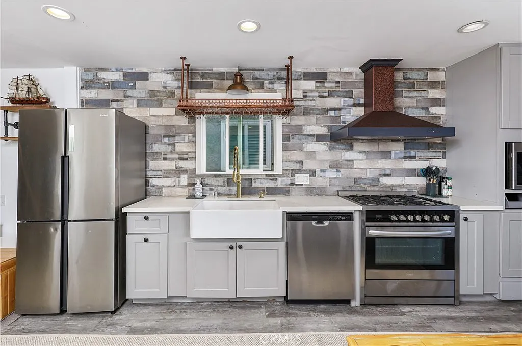 3 bed, 1300 sqft, $12,000 — Photo 4