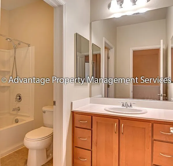 219 Birch Creek Dr — Photo 9