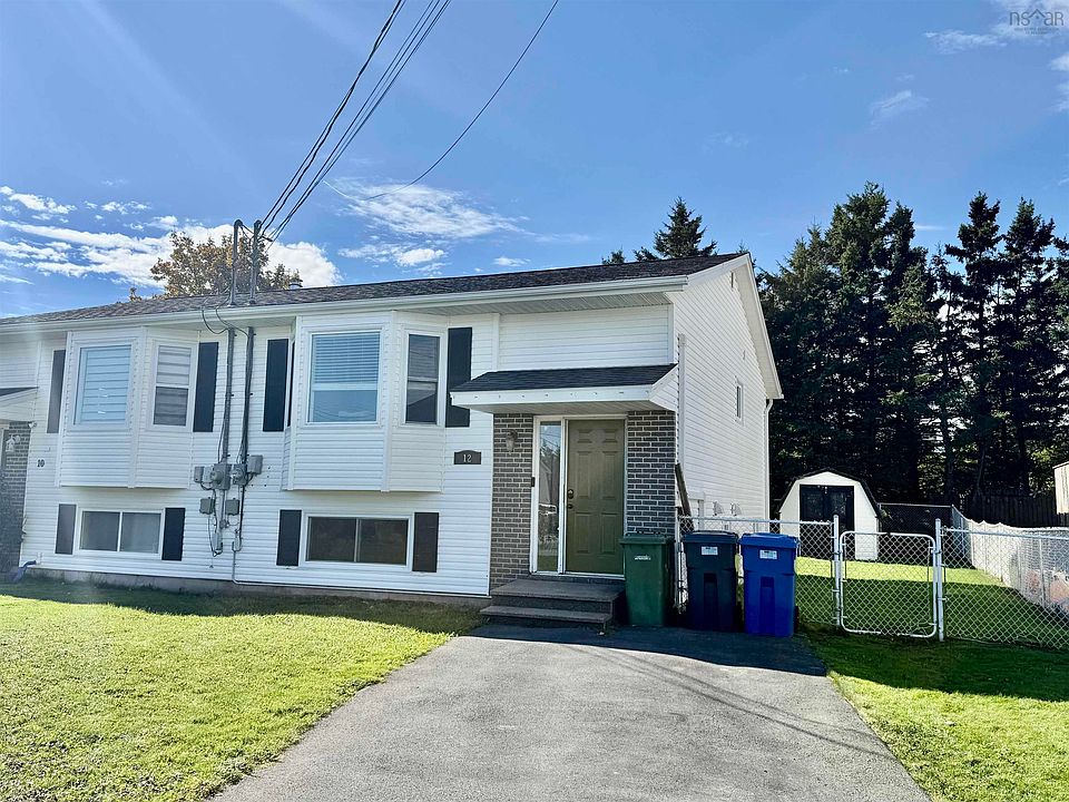 1st image of 12 Shamrock Ct