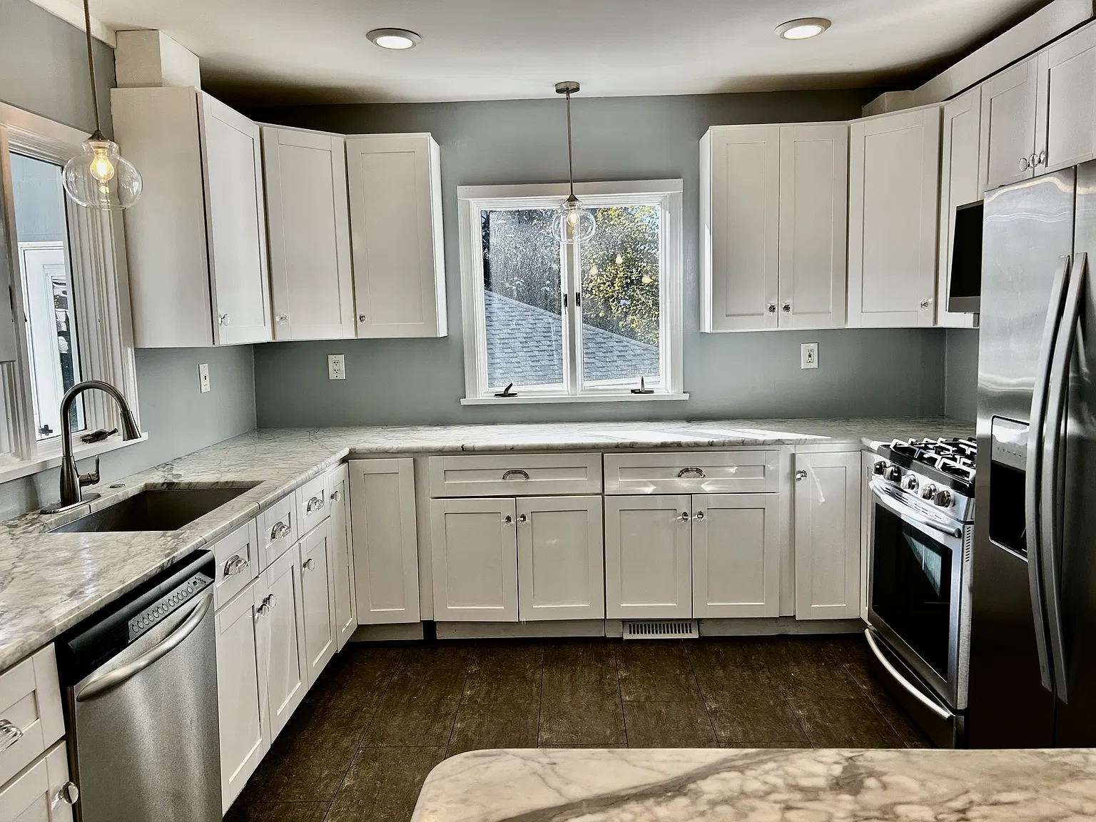 4 bed, 1700 sqft, $3,500 — Photo 2