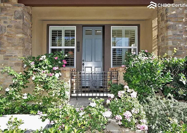 102 Jadestone — Photo 4