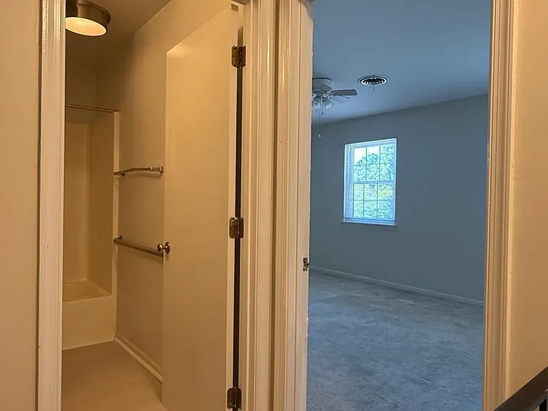282 Albert Ct — Photo 9