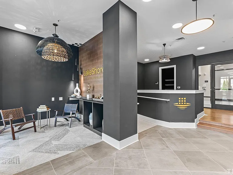 2441 Campus Shore Dr #109-A — Photo 23