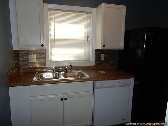 3rd image of 11304 Bennington Ave