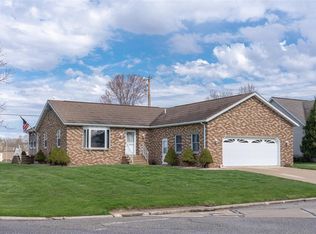 100 Wilson Ct, Anamosa, IA 52205