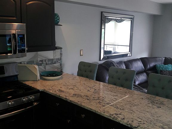 3rd image of 177 Vineland Ave