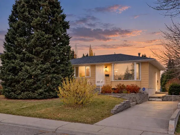 616 S Hunts Cres NW, Calgary, AB T2K 4H9