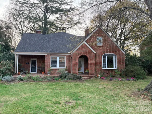 205 S Thompson St, Shelby, NC 28150