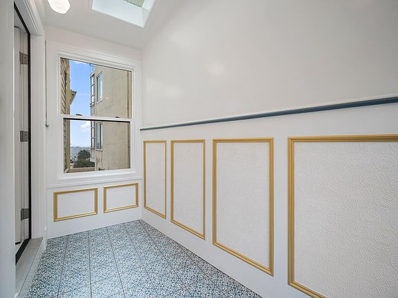 5th image of 425A Corbett Ave #A