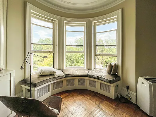 Sold by Compass | media 3