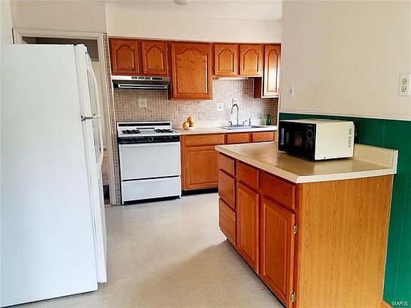 3rd image of 1327 San Jacinto Ct