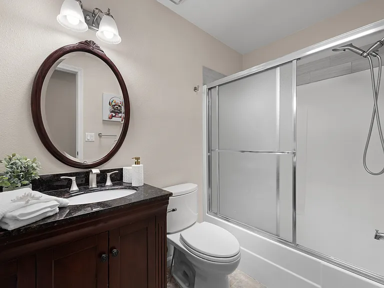318 Lone Oak Dr — Photo 25