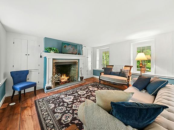 4th image of 1442 River Rd