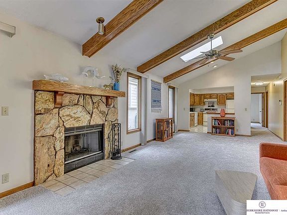 5th image of 5821 Hascall St