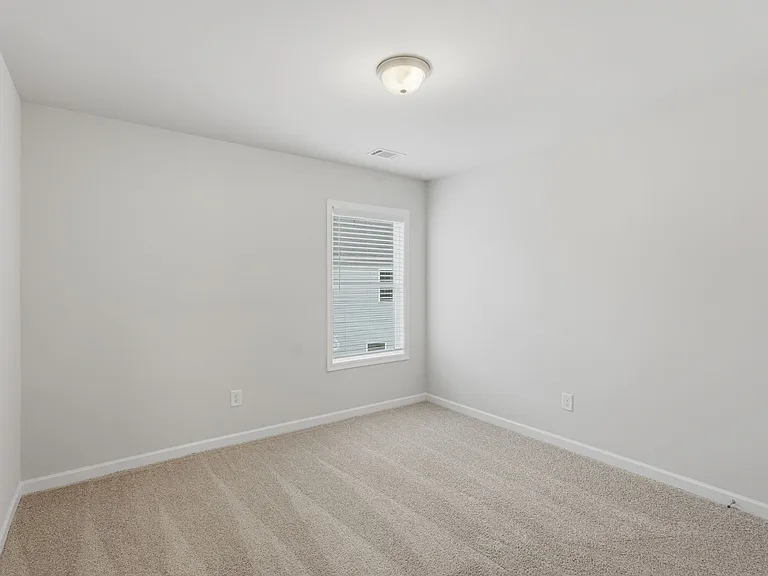 2260 Chant St — Photo 38