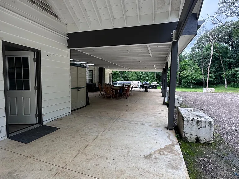 3910 James Rd — Photo 28