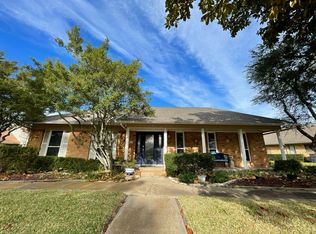 5418 Barcelona Dr, Garland, TX 75043