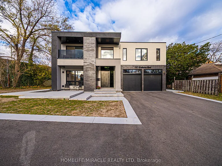1653 Glenburnie Rd — Photo 1