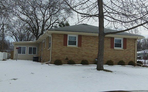 2nd image of 1359 Riverlane Dr