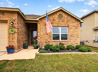 19932 Doc Holiday Dr, Lytle, TX 78052