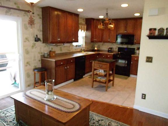 5th image of 2006 Ashburn Ct