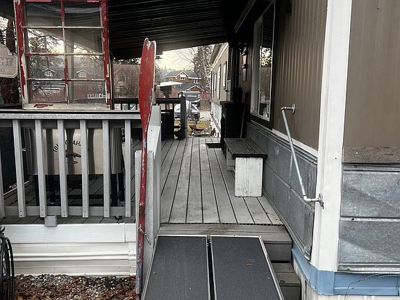 2nd image of 208 S Neyland Ave Space 22